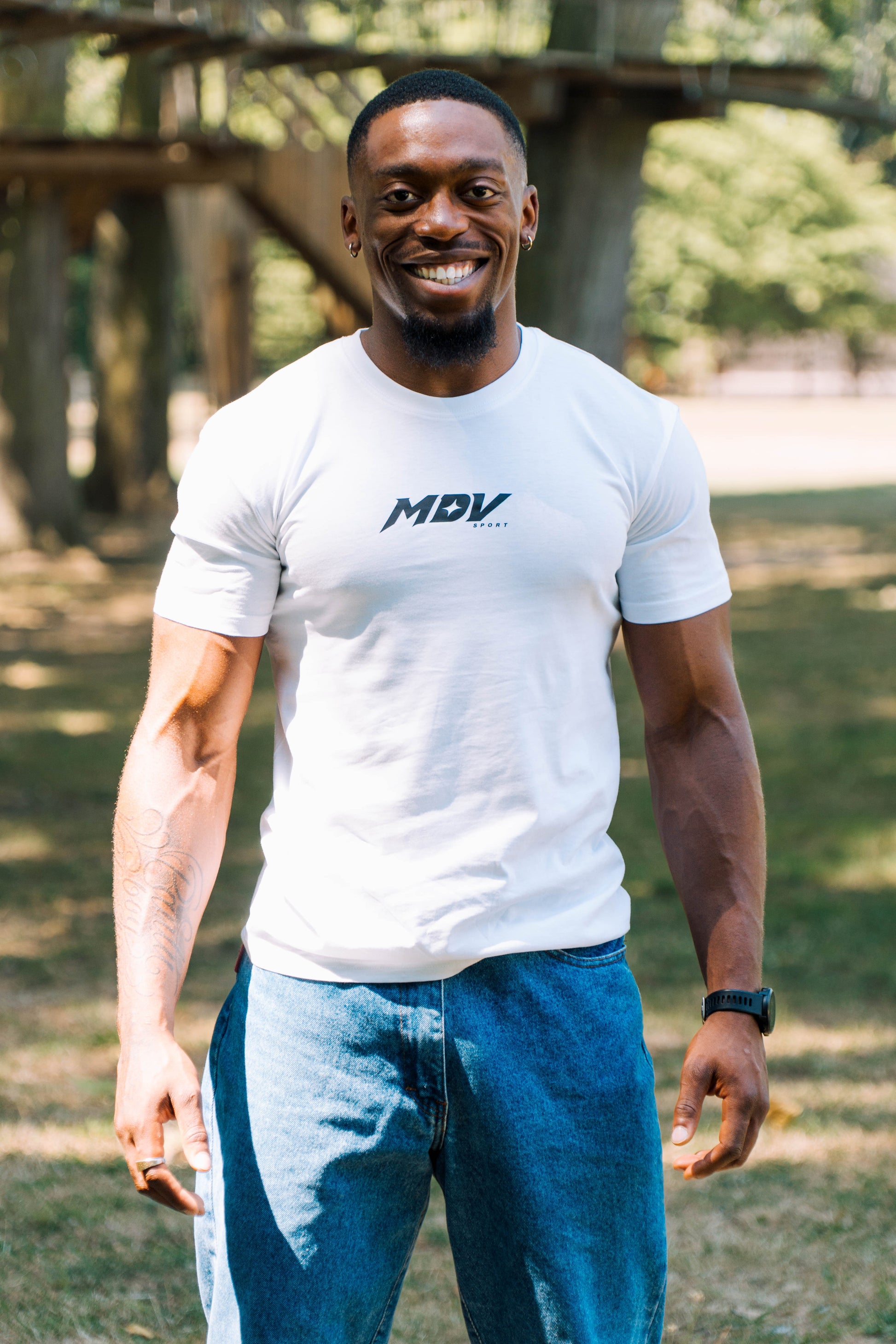 T-shirt TOI VS TOI blanc Mangeur de Vie Sport, vue de face